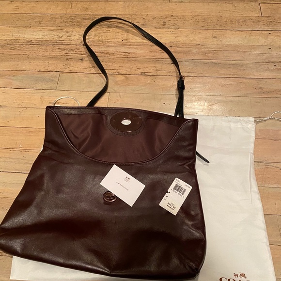 COACH Bag - Picture 2 of 9